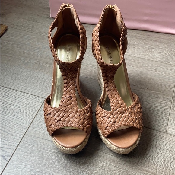 👡Nine West Wedges - Picture 2 of 5